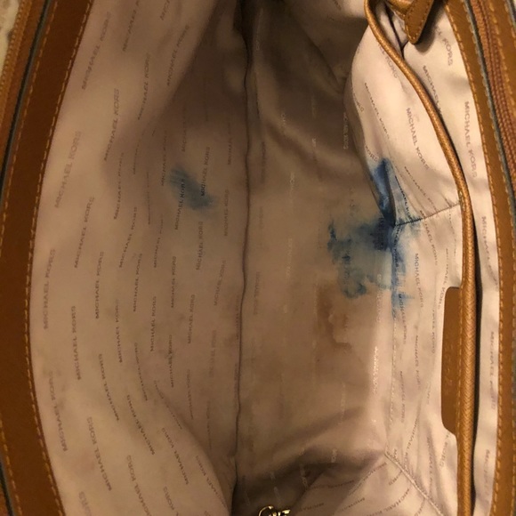 Michael Kors laptop purse! - Picture 7 of 8